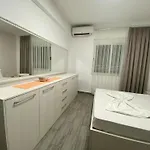 Apartment Enles Durrës