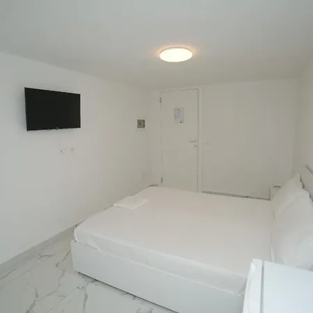 Enles Hotel *