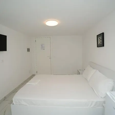 Hotel Enles Durrës