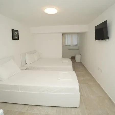 Enles * Durrës