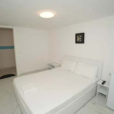 Hotel Enles Durrës