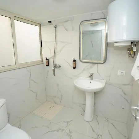 Enles Hotel