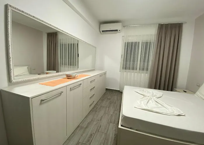 Apartment Enles Durres